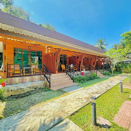 Aow Thai Homestay Ban Hin Dam Экстерьер фото